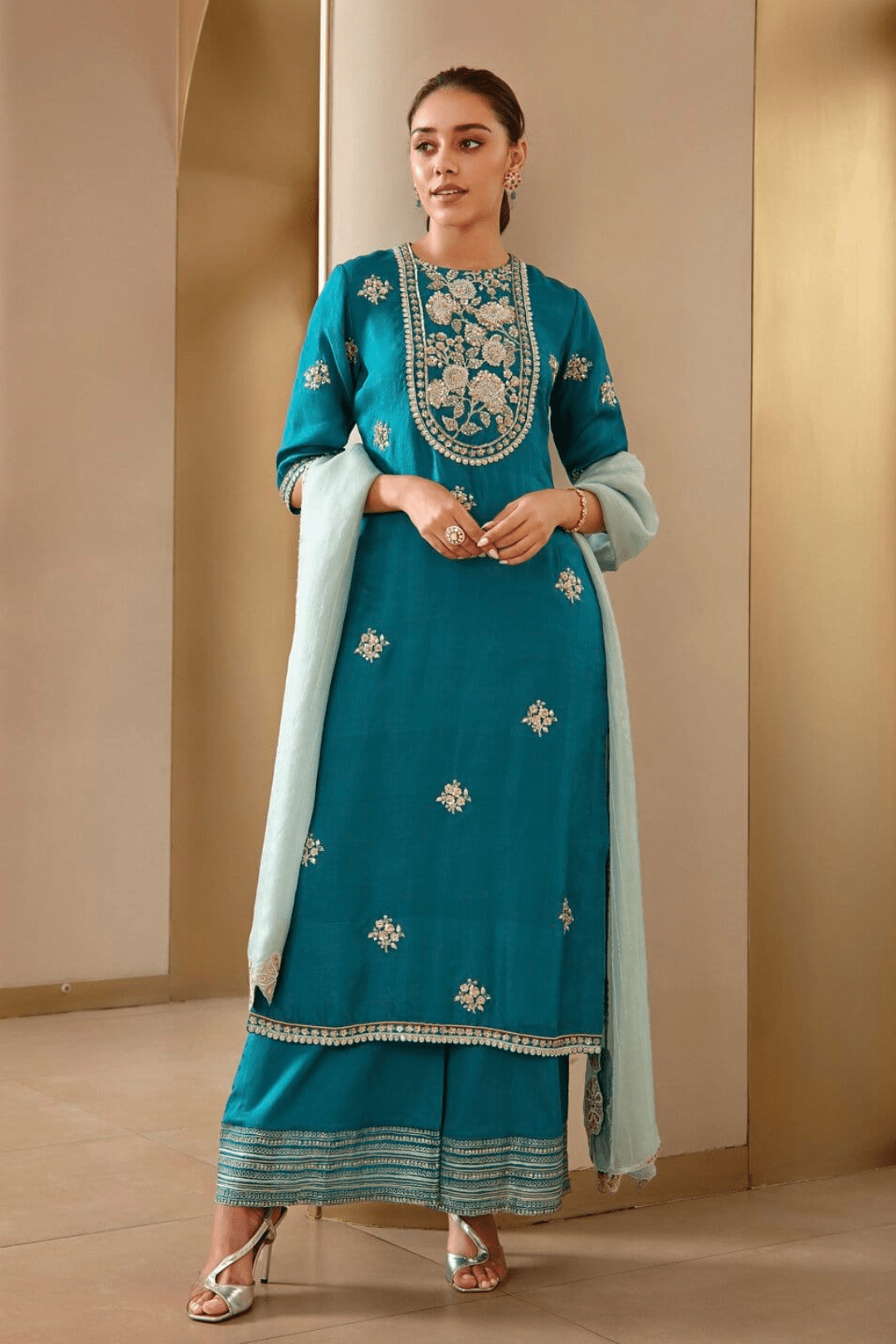 Pine Embroidered Suit